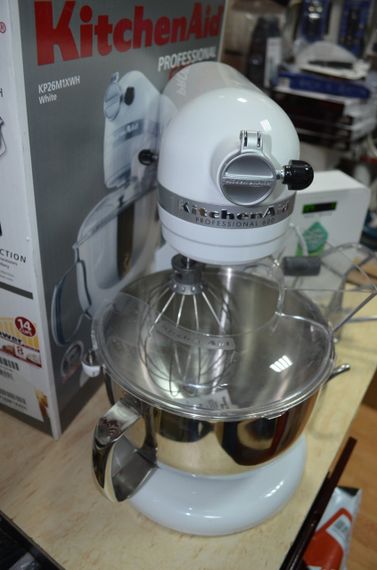 Миксер планетарный KitchenAid Professional 600 (для Американского рынка) 5,8 л Белый | Зображення 8