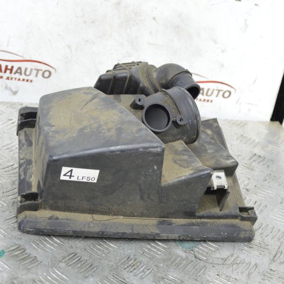 Корпус повітряного фільтра Mazda 5 2005-2010 Корпус повітряного фільтра Мазда 5 LF50 | Зображення 3