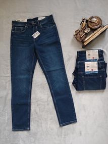 Мужские зауженные джинсы slim 34/32