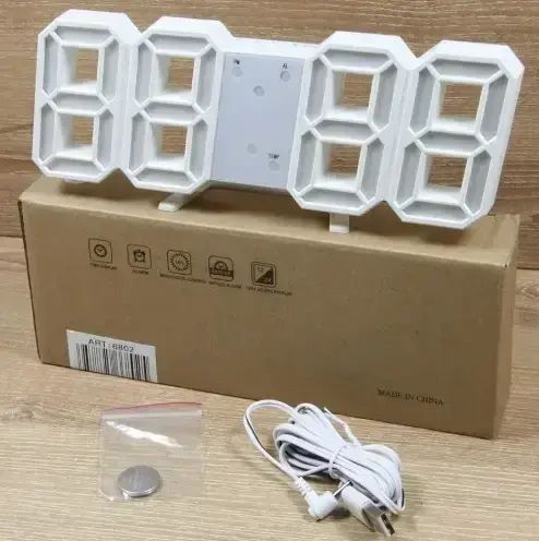 Електронний настільній годинник з будильником та термометром VST-883 Зелені | Зображення 2