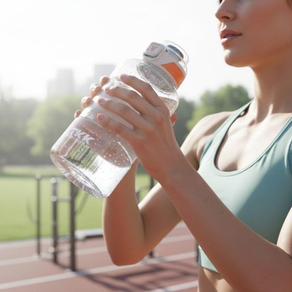 Спортивная бутылка TKK 1500 мл (1.5 л) - Белая Tritan BPA-free, ударопрочная эко-бутылка с антискользящей вставкой | Зображення 8