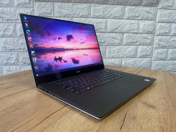 Сенсорний Ноутбук Dell Precision5520 15.6 4K/IPS/i7 7820HQ/16/SSD256/M1200-4Gb | Зображення 1