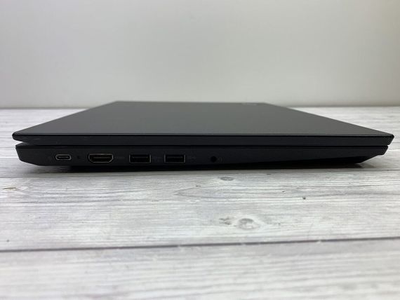 Ноутбук Lenovo ThinkPad E485 / 14" (1920x1080) IPS / AMD Ryzen 5 2500U (4 (8) ядра по 2.0 - 3.6 GHz) / 8 GB DDR4 / 256 GB SSD / AMD Radeon Vega 8 Graphics / WebCam б/в | Зображення 5