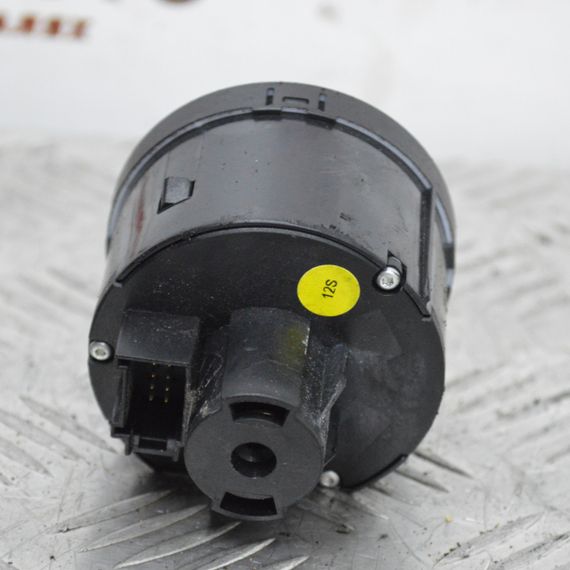 Перемикач світла фар Volkswagen Golf Caddy Passat Transporter Touran Фольксваген 3C8941431C | Зображення 1