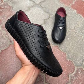 Літнє шкіряне взуття на шнурку 41 43 44 45 розмір