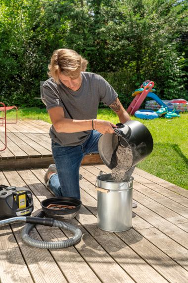 Пылесос для сбора золы аккумуляторный Karcher AD 2 Battery 1.348-300.0 | Зображення 7
