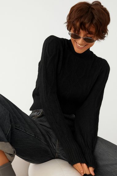 Короткий в’язаний светр з косичками - чорний цвет, ONE SIZE (є розміри)