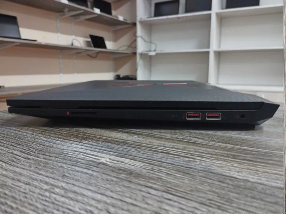 Ноутбук HP OMEN 15,6"FHD 120Гц/i7-7700HQ/8Gb/GTX-1050Ti 4GB/128GB+1TB | Зображення 4