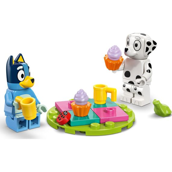 Конструктор LEGO Bluey Веселощі з Блуї та Хлоєю на ігровому майданчику (11201) | Зображення 2
