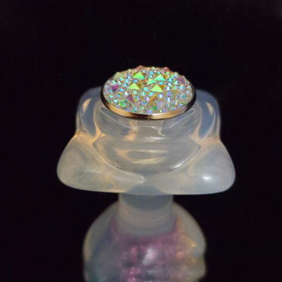 Анальная пробка ребристая UNIVIBE с камнем, силиконовая, радужная, 9 х 4.9 см sexstyle | Зображення 4