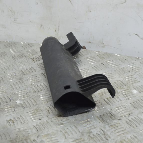 Трубка впуску повітря 1.4 Volkswagen Golf IV 1997-2006 Патрубок впуску повітря Фольксваген Гольф | Зображення 1