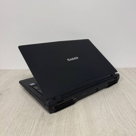 Игровой ноутбук Б-класс Sager P750TM1 / 17.3" (1920x1080) IPS / Intel Core i7-8700K (6 (12) ядра по 3.7 - 4.7 GHz) / 32 GB DDR4 / 240 GB SSD / nVidia GeForce GTX 1060, 6 GB GDDR5, 192-bit / WebCam б/у | Зображення 6