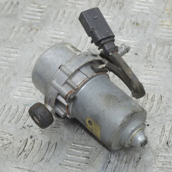 Вакуумний насос Volkswagen Passat B5 Phaeton Touareg 2000-2010 Насос вакуумний Фольксваген Пассат б5 8E0927317 | Зображення 1