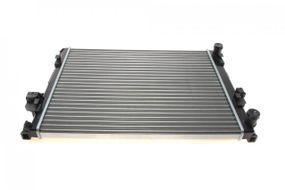 Радіатор охолодження Renault Trafic 01- -AC  CR 1504 000S