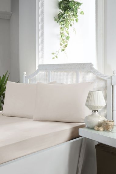 Сатинове простирадло 180х200см на гумці з наволочками La Romano, шампань