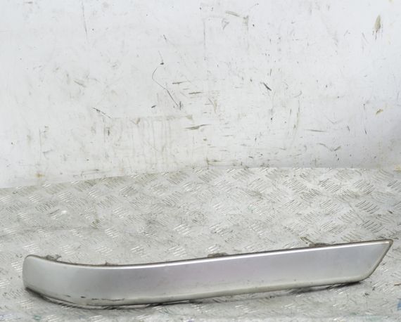 Накладка заднього бампера Opel Astra H III 2004-2010 універсал права молдинг Опель Астра 13138163