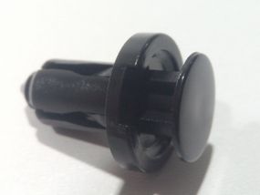 Пістон кріплення бампера Honda/Nissan/Subaru (11400) (0155309241)