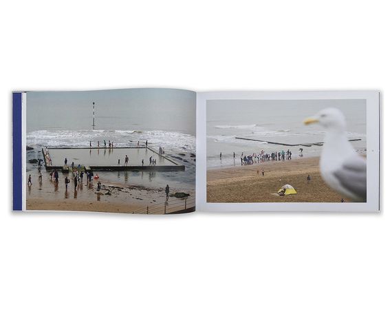 Книга з фотографії Martin Parr: Beach Therapy фотомистецтво альбоми відомих фотографів Мартін Парр пляж | Зображення 3