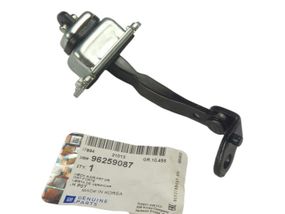 Ограничитель открытия передней левой двери Ланос GM - 96259087