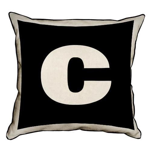 Подушка з мішковини Английская буква C 45x45 см (45PHB_ABC006_WH)