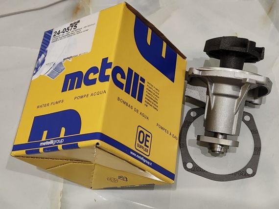 Помпа ВАЗ 2101, 2102, 2103, 2104, 2105, 2106, 21073, 21213 НИВА  METELLI