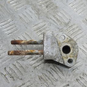 Кронштейн клапана EGR 1.2 Skoda Fabia 2000-2007 фланець вентиляції картерних газів Шкода Фабія 036131818A