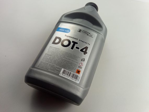 Гальмівна рідина KAMA OIL DOT-4 0,8 л.