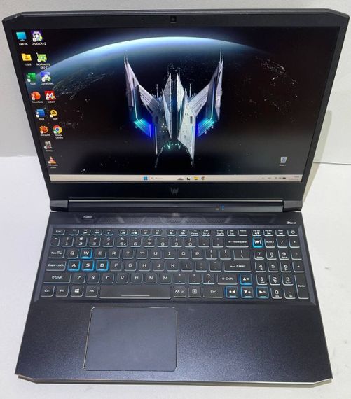 Ігровий ноутбук Acer Predator Helios 300 PH315-54 / 15.6" (1920x1080) IPS / Intel Core i7-11800H (8 (16) ядер по 2.3 - 4.6 GHz) / 32 GB DDR4 / 1000 GB SSD / nVidia GeForce RTX 3060, 6 GB GDDR6, 192-bit / WebCam б/в | Зображення 1