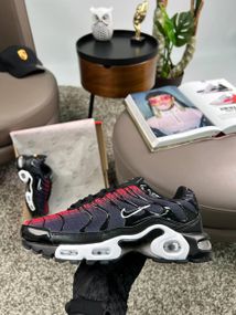 Чоловічі кросівки Air Max Plus Black Grey Redвесна / лето / осень A3669 44 28 см