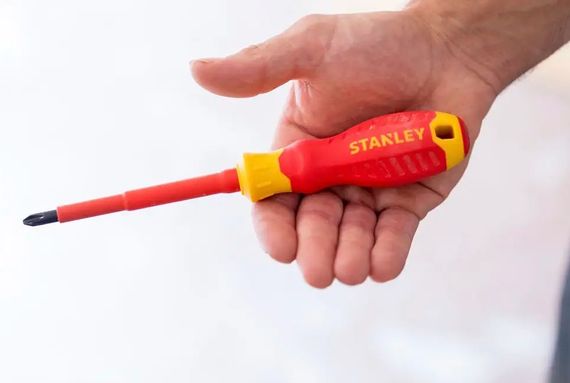 Набір з двох ізольованих викруток Stanley FatMax для електриків VDE 1000V (STHT60030-0) | Зображення 4