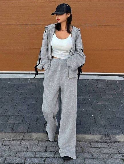 Жіночий спортивний костюм з прямими штанами і худі з бантами сірий колір, розмір 42/48 HI2732