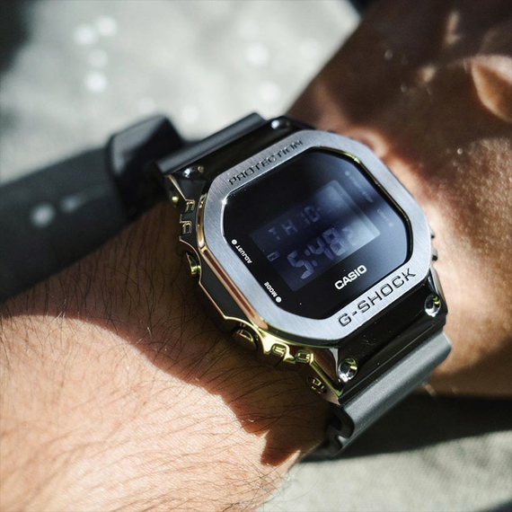 Наручні годинники чоловічі Casio G-Shock GM-5600-1ER з полімерним ремінцем | Зображення 8