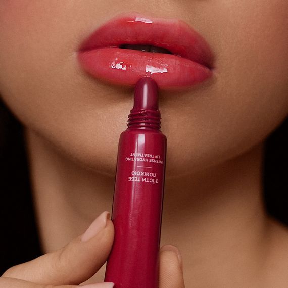 Блиск для губ Kiss Me Intense Hydrating Lip Treatment - З'їзти тебе ложкою (8 ml) | Зображення 2