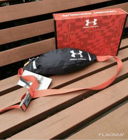 Поясная сумка Under Armour (черная) сумка на пояс