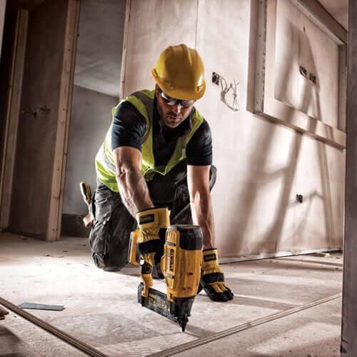 Пістолет цвяхозабивний акумуляторний безщітковий DeWALT DCN680D2 | Зображення 7