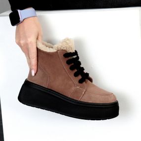 Молодіжні спортивні зимові замшеві черевики на платформі колір Капучино 37
