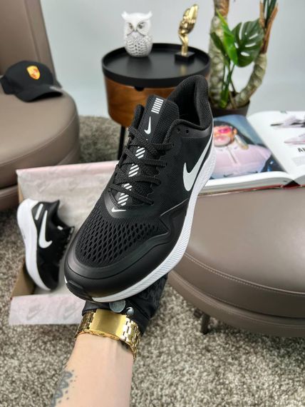Чоловічі кросівки Air Zoom Winflo 8 Shield Black White весна / лето / осень A3639 | Зображення 2
