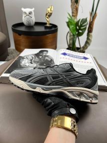 Чоловічі кросівки ASICS Gel-Nimbus 10.1 Grey Beige  весна / літо / осінь A4065 42 26,5