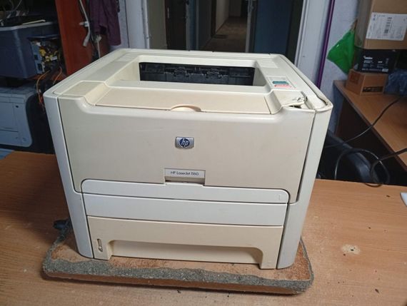 Принтер Б-клас HP LaserJet 1160 / Лазерний монохромний друк / 600x600 dpi / A4 / 19 стор / хв / USB 2.0 б/в | Зображення 1