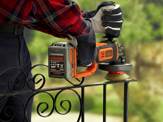 Шліфмашина кутова - болгарка акумуляторна BLACK+DECKER BCG720N | Зображення 5