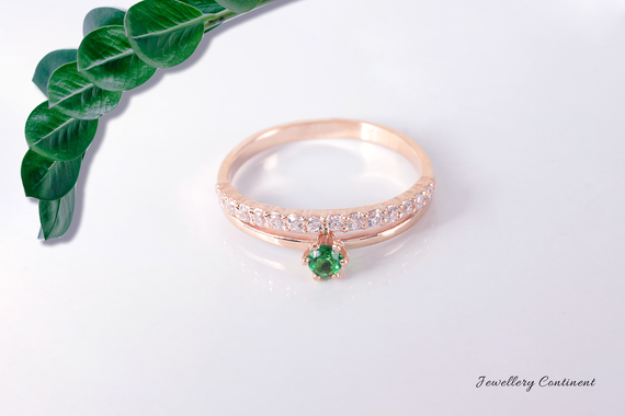 Кольцо из красного золота с зеленым фианитом 20.5 | Зображення 4