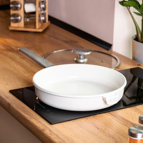 Алюмінієва сковорода з керамічним покриттям антипригарним 3,2 л Ø 28 см біла MGC | Зображення 3