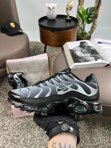 Чоловічі кросівки Air Max Plus New Black Grey Silver , В'єтнам | Зображення 2