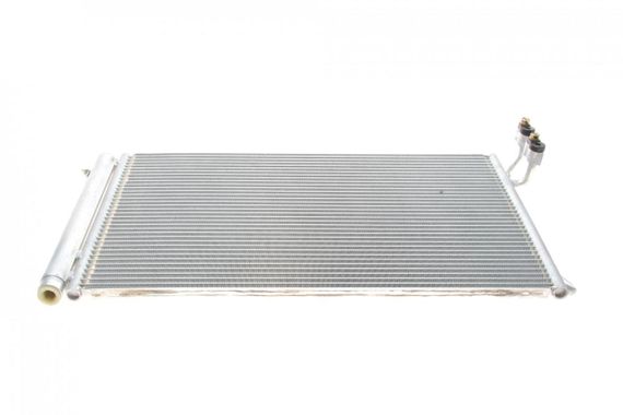 Радиатор кондиционера BMW 3 E90 E91 X1 E84 1.6-3.0D 04-16 N47 N57 N55  06005296