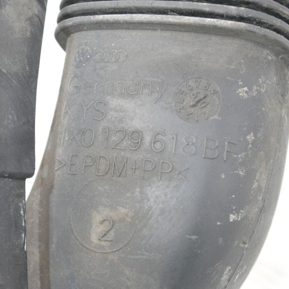 Патрубок повітряного фільтра 1.2 /1.4 TSI Skoda Octavia Superb Yeti 2008-2015 Трубка повітряного фільтра Шкода Октавія 1K0129618BF | Зображення 2