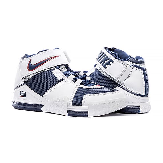Кросівки Nike ZOOM LEBRON II