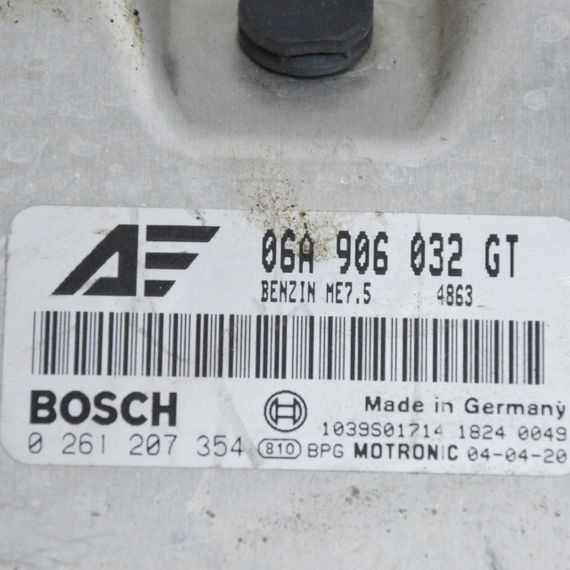 Блок управління двигуном 1.8 Volkswagen Sharan 2000-2004 Комп'ютер ЕБУ двигуна Фольксваген 06A906032GT | Зображення 1