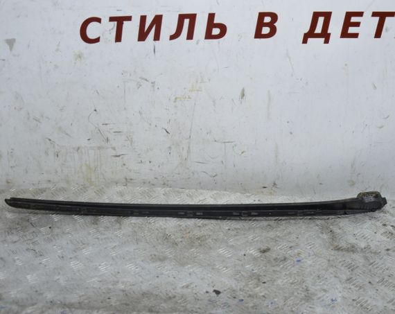 Накладка лобового скла ліва Hyundai i30 2007-2012 Ущільнювач вітрового скла лівий Хюндай ай30 861312L000 | Зображення 3