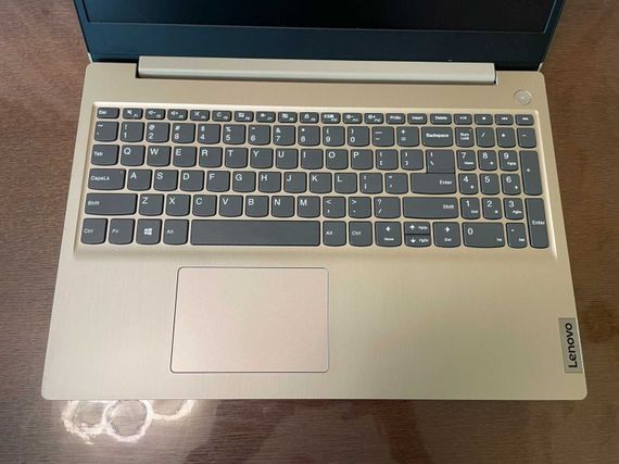 Ультрабук Lenovo IdeaPad 3 15IIL05 / 15.6" (1920x1080) IPS / Intel Core i3-1005G1 (2 (4) ядра по 1.2 - 3.4 GHz) / 12 GB DDR4 / 256 GB SSD / Intel UHD Graphics / WebCam б/в | Зображення 3