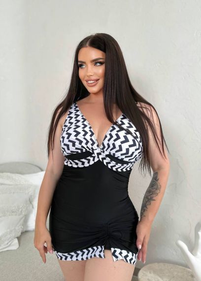 Чорно-білий купальник танкіні PLUS SIZE з тяжкою та шортиками
